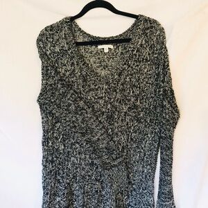 American Eagle Outfitters Open Weave Sweater Size Medium